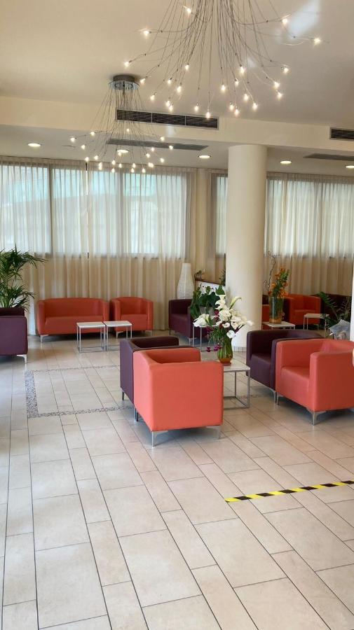 Hotel Abel & Residence Cesenatico Exterior photo